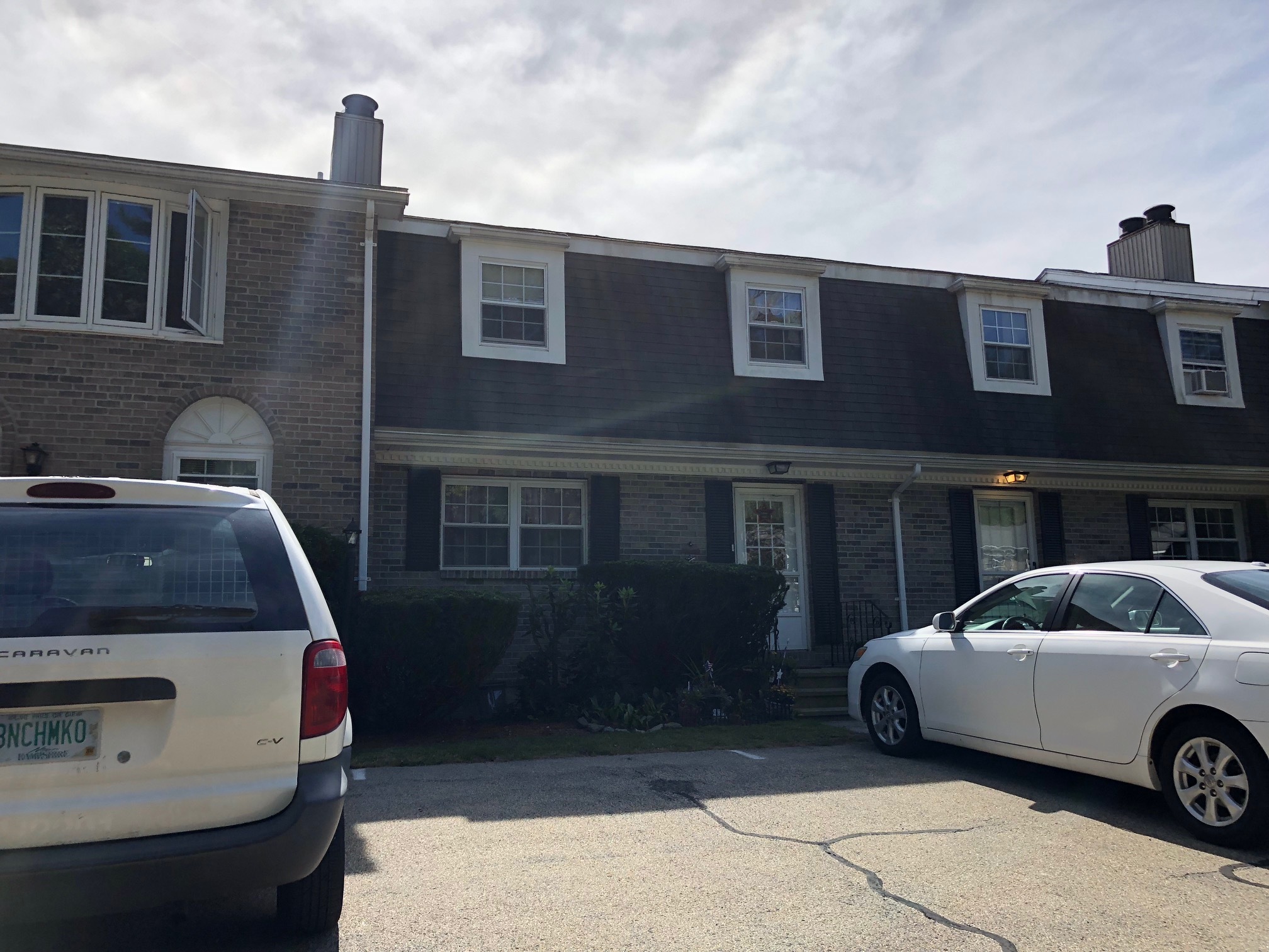 Mountain Home Estates Londonderry NH Condominium UNDER